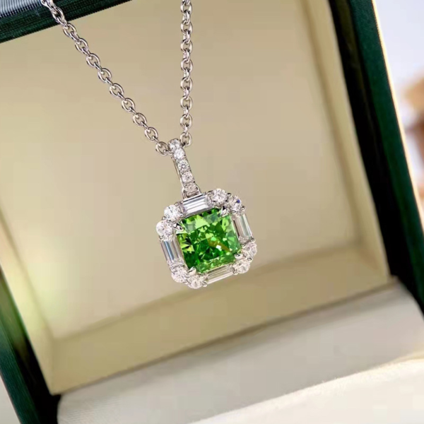 Green Diamond Necklace Women 925 Sterling Silver Square Diamond Clavicle Necklace - Image 4